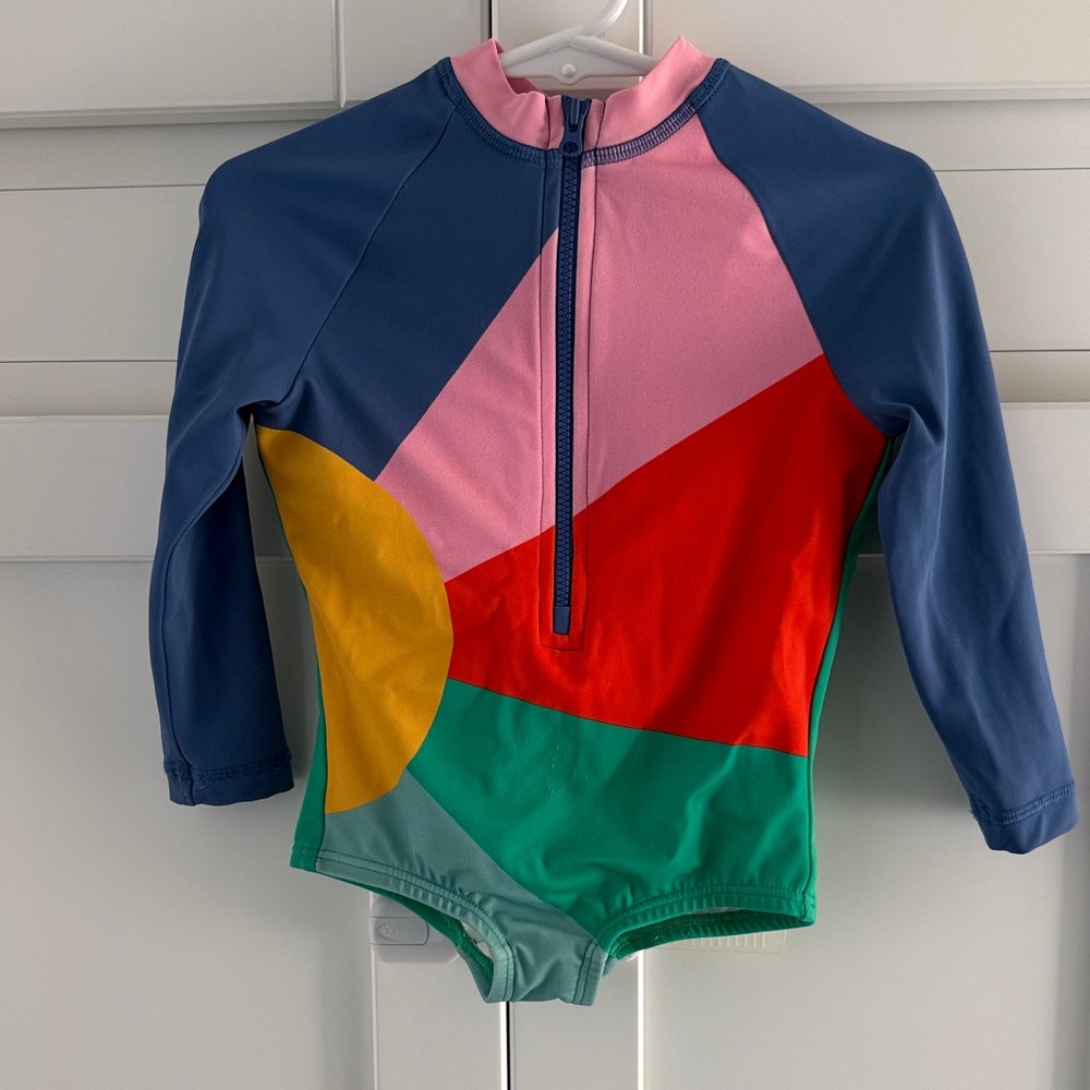 Hanna Andersson One-Piece Colorblock Long Sleeve Rash Guard swimsuit 2T